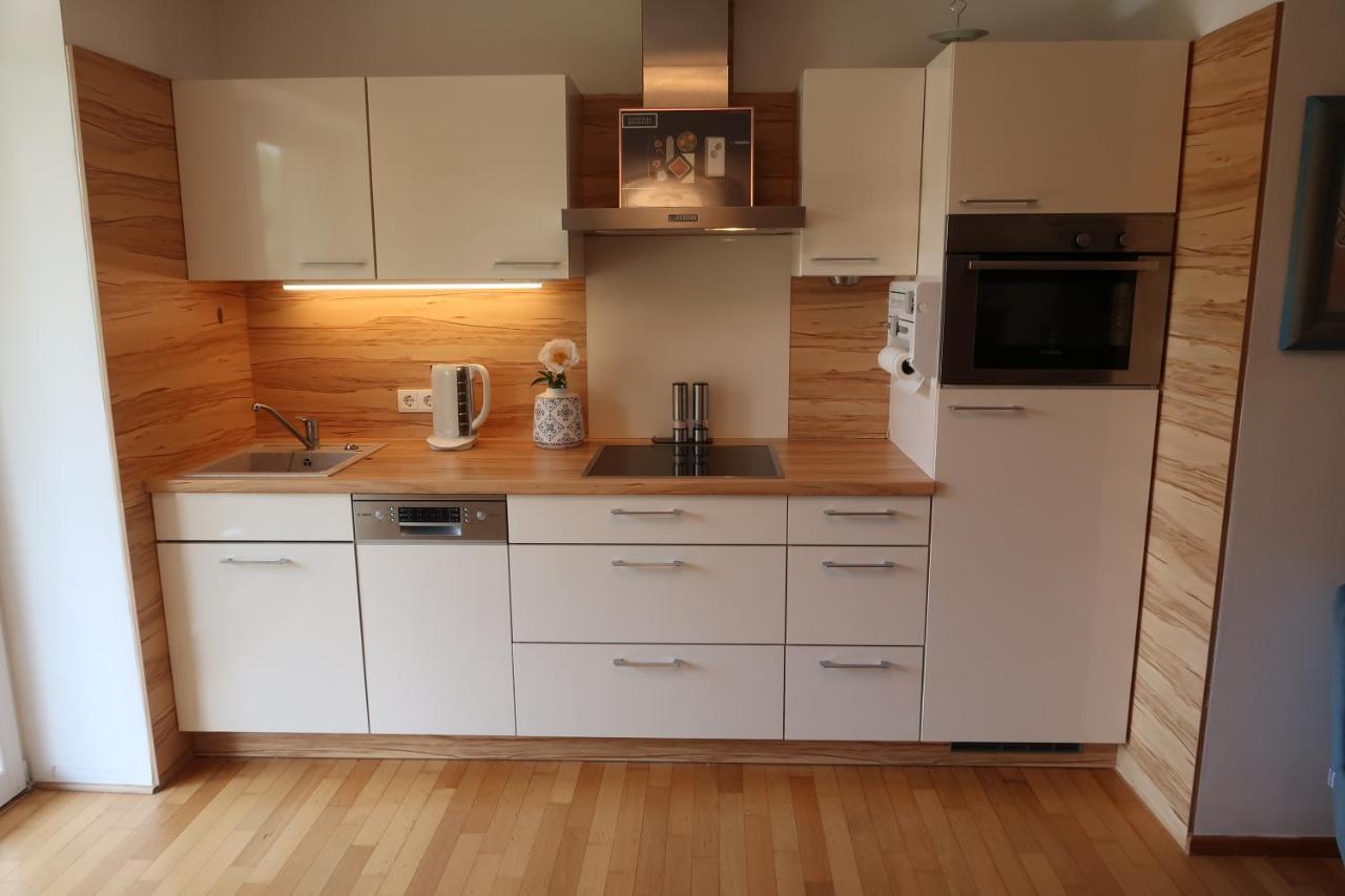 Apartment Im Rosentraum Mit Privater Terasse Baden-Baden Eksteriør bilde