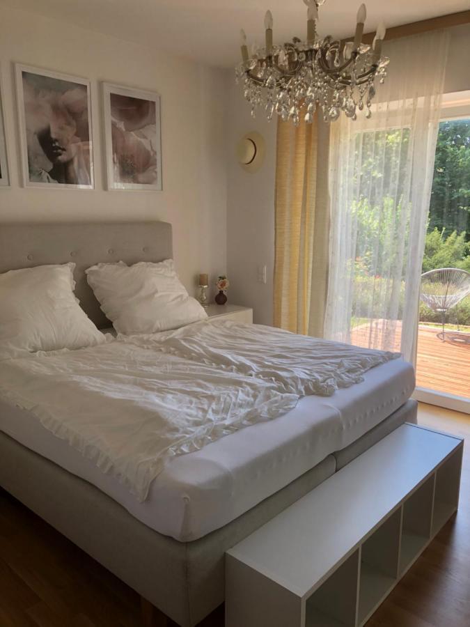 Apartment Im Rosentraum Mit Privater Terasse Baden-Baden Eksteriør bilde
